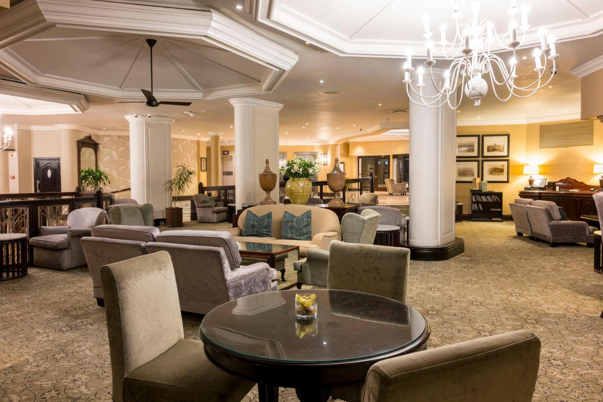 Beverly Hills 5* Durban